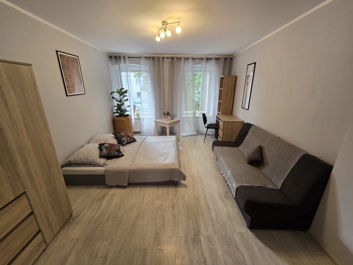 fdb3f945-2f61-4d41-88b7-a72aa880f2c4